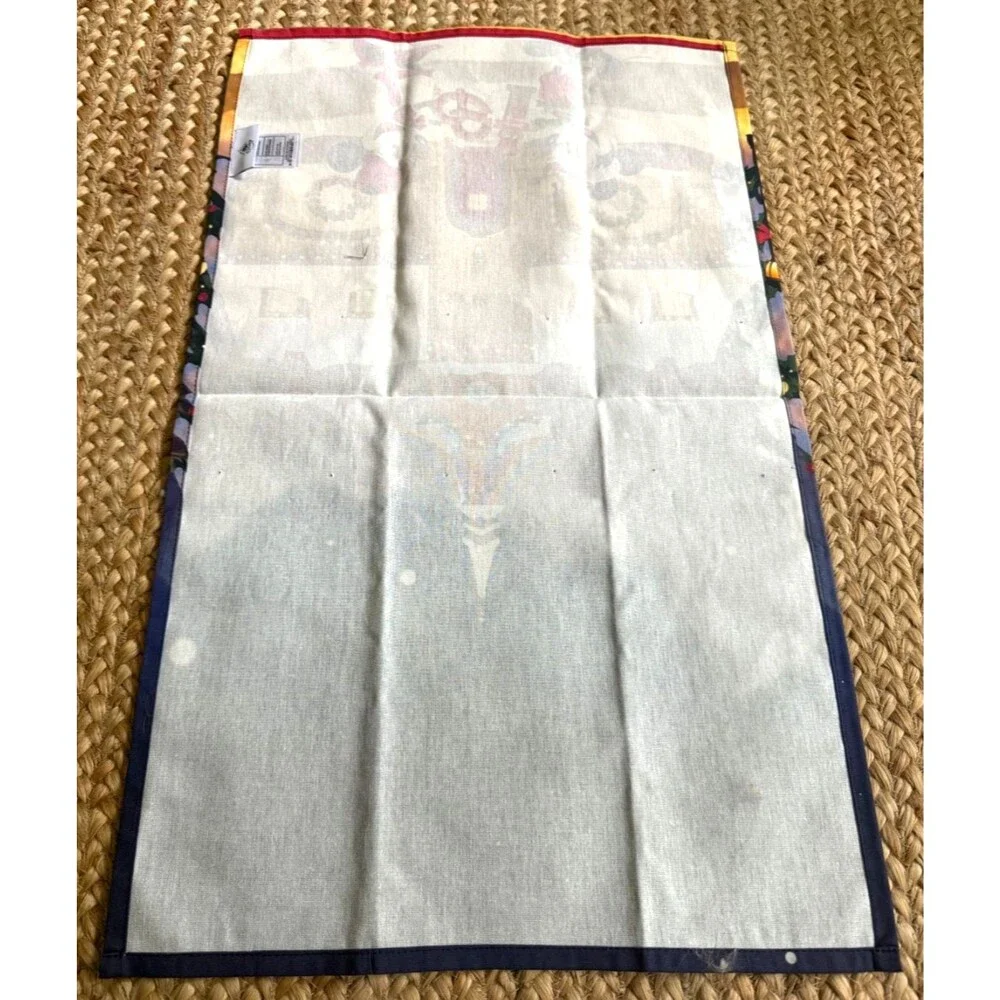 NEW  Disney Christmas Mickey and Minnie Mouse Holiday Kitchen Tea/Dish Towel